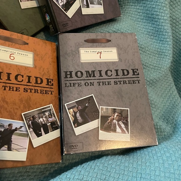 Homicide: Life on the Street DVD Box Set Collection - Seasons 1-7 - Picture 4 of 4